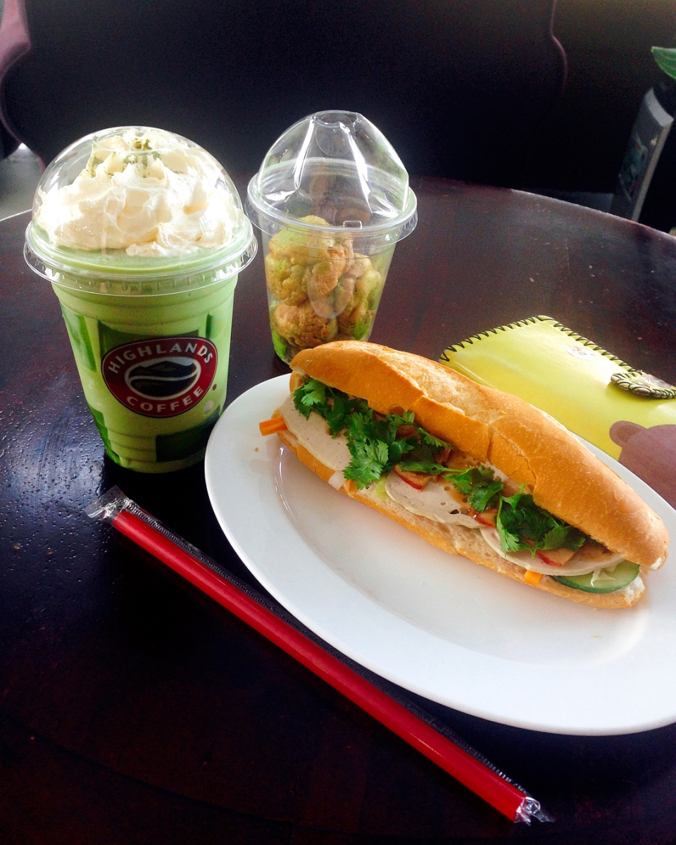 Bánh mì giò trả