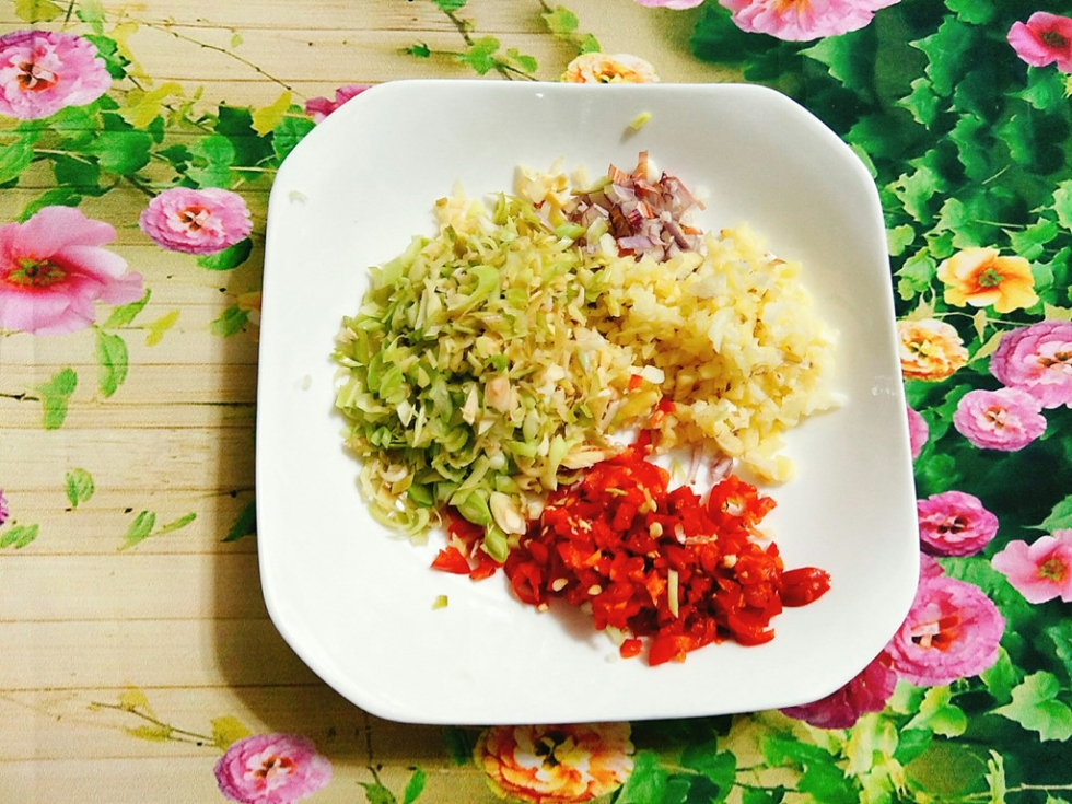 Sả, ớt, hành, tỏi, gừng